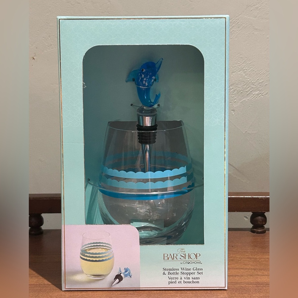 The Bar Shop Stemless Wine Glass & Dolphin Bottle Stopper Set. New In Box!